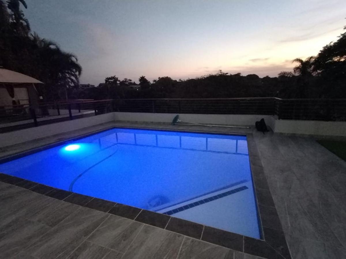Casa De Luxe Hotel Ballito Luaran gambar